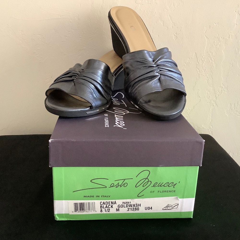 Sesto Meucci of Florence Caden’s Black Goldwash Sz 8.5 Medium Wedge Sandal